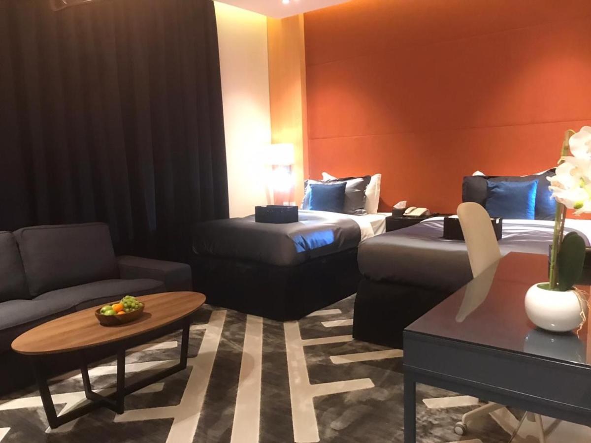 Dana Hotel & Residences Riaad Buitenkant foto